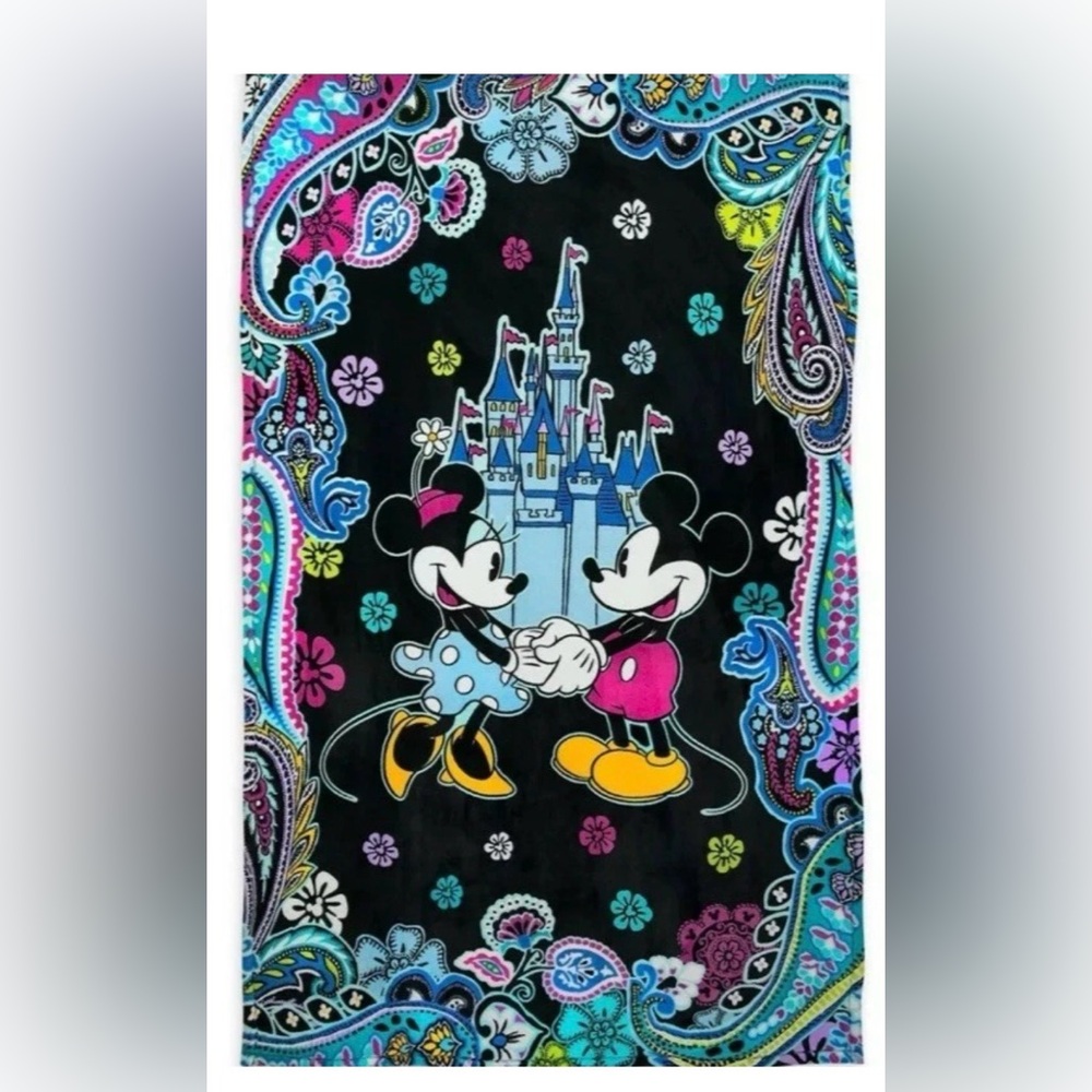 Vera Bradley Disney NWT Throw Blanket MICKEY'S PAISLEY CELEBRATION Minnie/Castle